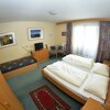 Photo of double room with shower, WC