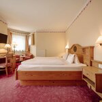 Photo of suite medium